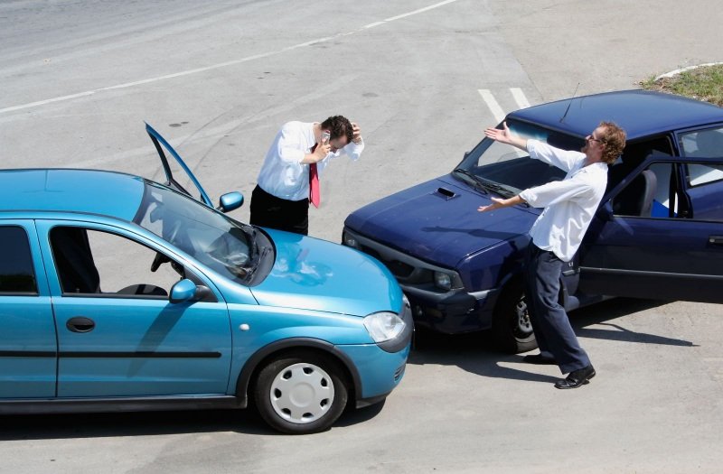 Chiêm bao thấy bị xe ô tô tông là điềm báo người mơ sắp nhận được quyết định thăng chức